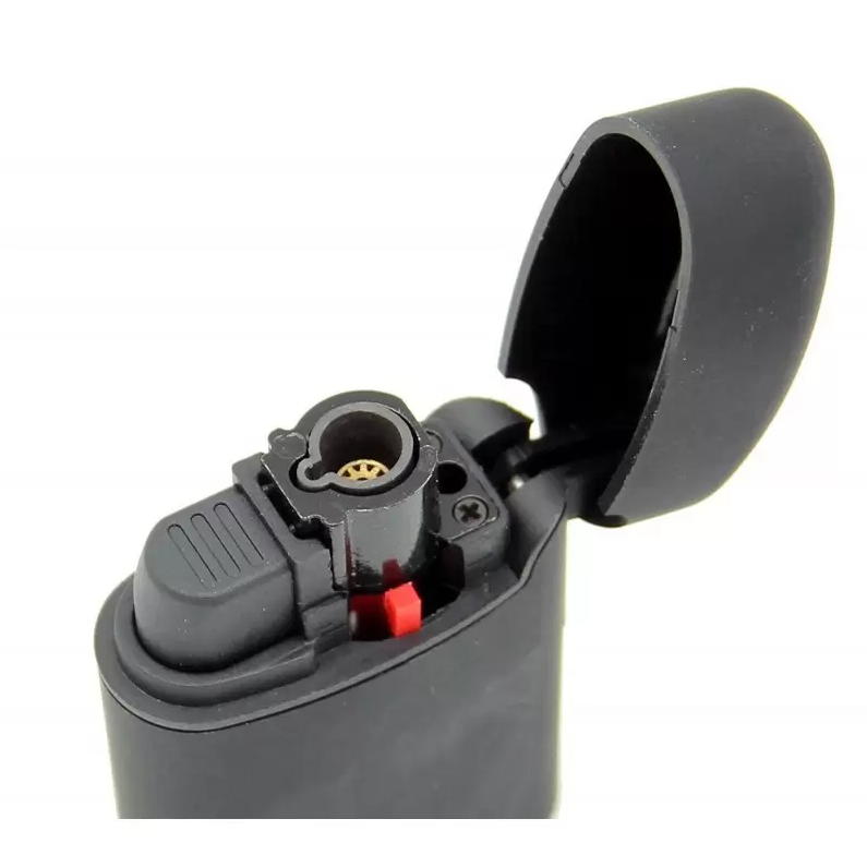 Briquet torche de couleur noir