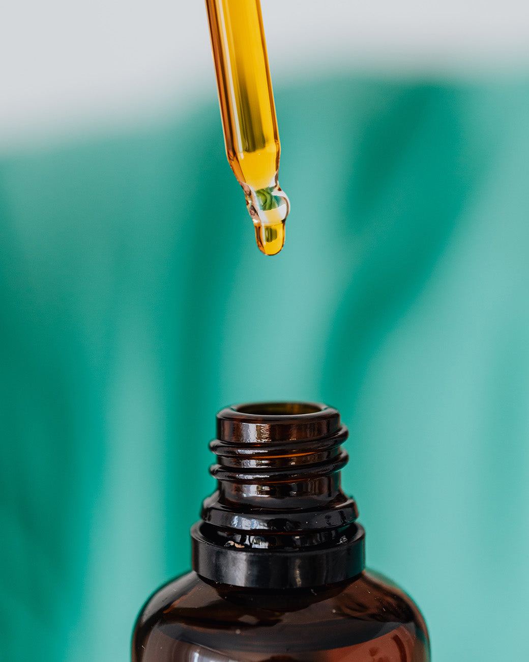Pipette et huile de CBD CBG CBN